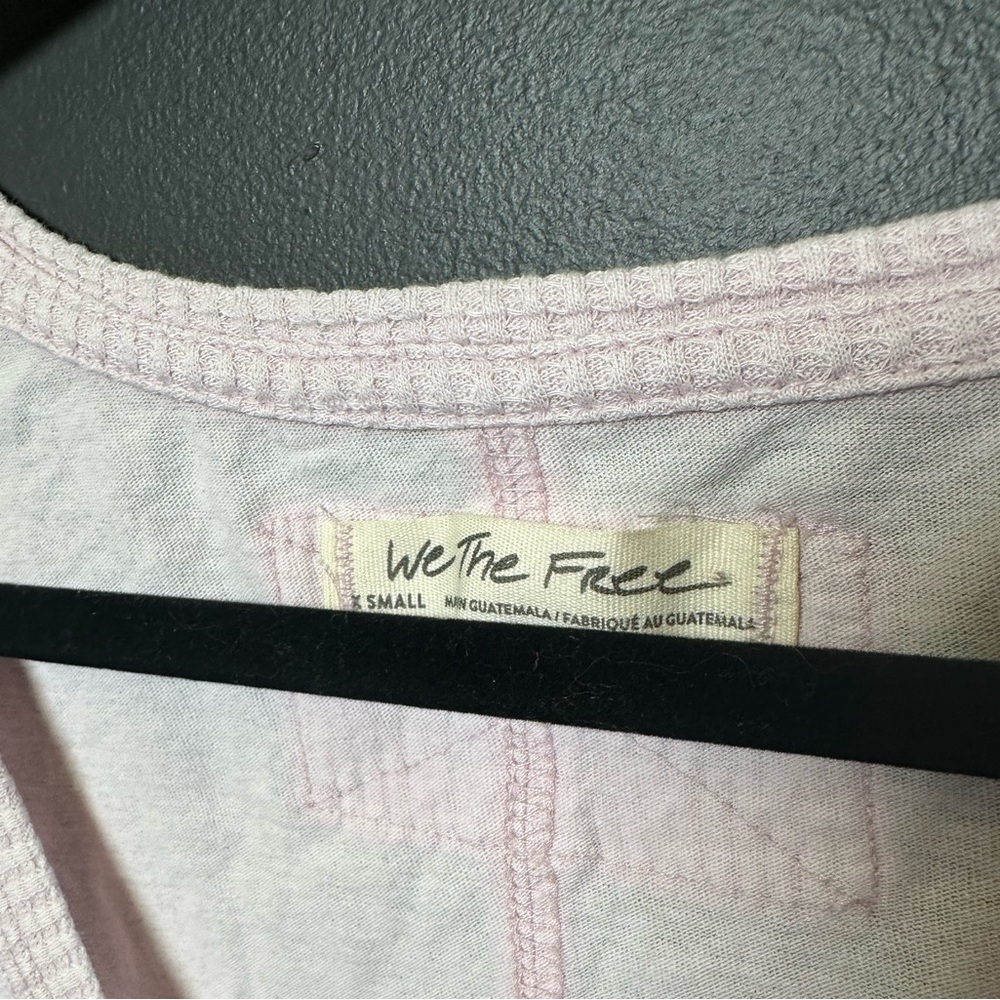 Free People | We The Free | Soft Pink V-Neck Long Sleeve Top | XS | NWOT - Picture 6 of 6